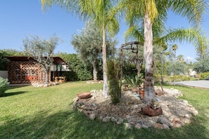 Property grounds - Apartment in Villa Dany and Rebi (Fontane Bianche)