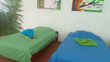 Basic Single Room | Bed sheets