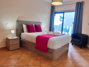 1 Schlafzimmer, Bügeleisen/Bügelbrett, kostenloses WLAN, Bettwäsche