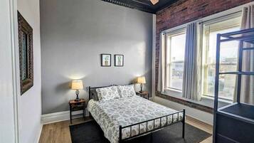 2 habitaciones, tabla de planchar con plancha y wifi gratis