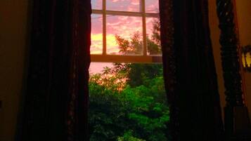 Junior Suite, 1 Double Bed, Non Smoking, Ensuite | Blackout curtains, iron/ironing board, free WiFi, bed sheets