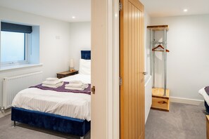 Småhus – standard | 2 soverom, sengetøy av topp kvalitet, dundyner og senger med overmadrass