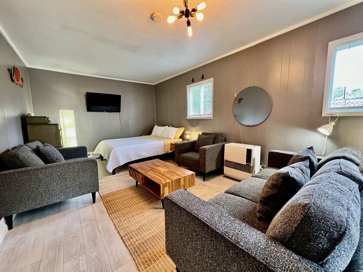 5 Schlafzimmer, Schreibtisch, Bügeleisen/Bügelbrett, kostenloses WLAN