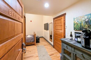 1 bedroom, free WiFi, bed sheets, wheelchair access