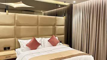 1 slaapkamer, luxe beddengoed, een minibar, een kluis op de kamer