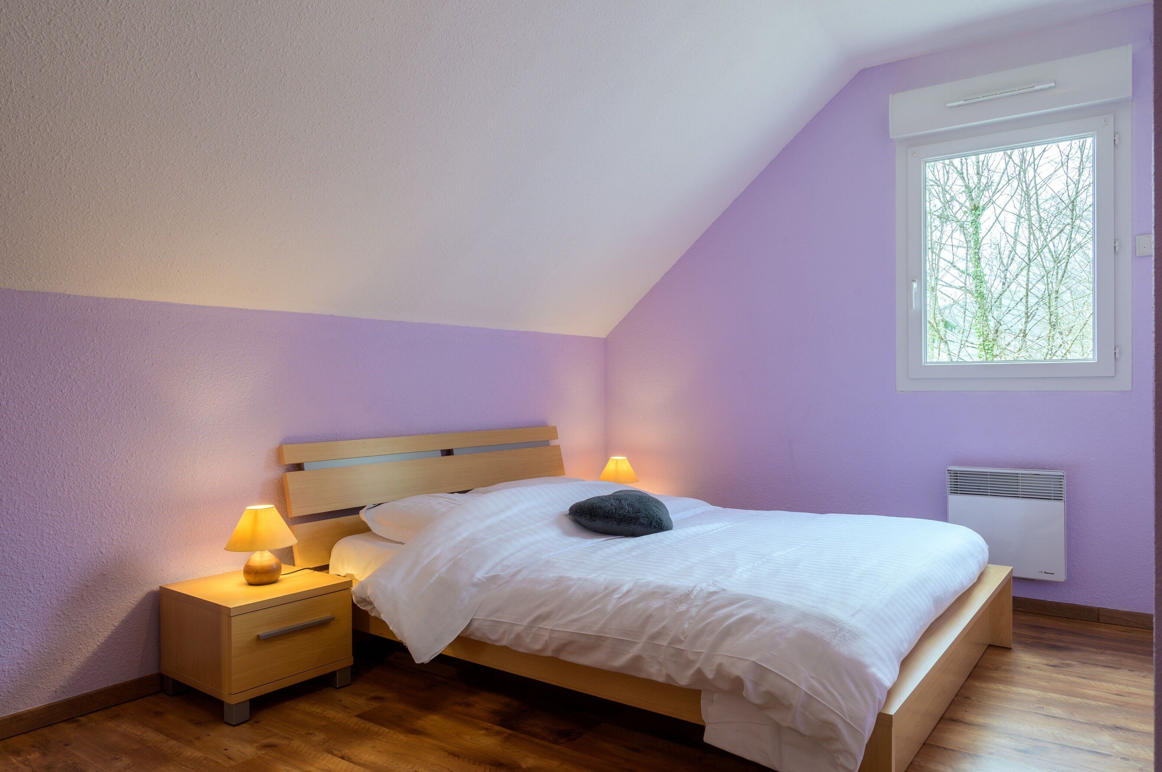 4 soverom, strykejern/-brett, wi-fi (inkludert) og sengetøy