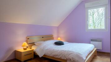 4 chambres, fer et planche Ă repasser, Wi-Fi gratuit, draps fournis