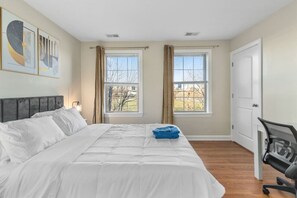 1 غرفة نوم ومكتب ومكواة/لوح كي وواي فاي مجانًا