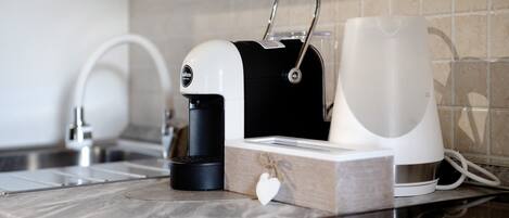 Kaffe og/eller kaffemaskin