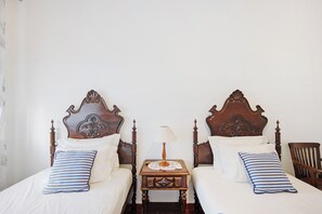 2 camere, ferro/asse da stiro, Wi-Fi gratuito, lenzuola