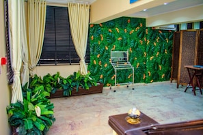 Restaurant - The AHI Residence (Lagos)