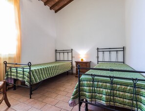 2 bedrooms, free WiFi, bed sheets - Holiday Home 'Podere Simonetta - A13' with Shared Pool, Shared Garden and Wi-Fi (Cecina)