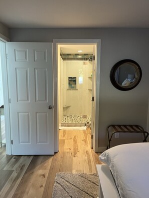 2 bedrooms, free WiFi, bed sheets, wheelchair access