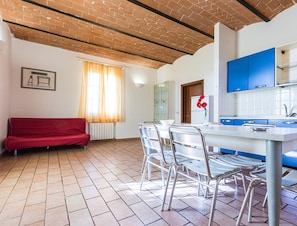 Interior - Holiday Home 'Podere Simonetta - A12' with Shared Pool, Private Terrace and Wi-Fi (Cecina)