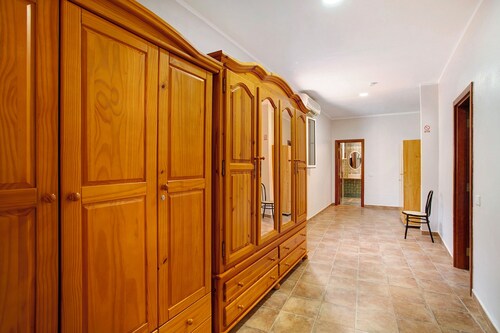 Vacation Home "Vidalenta El Salobre" with Mountain View, Private Pool & Wi-Fi