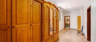 Vacation Home "Vidalenta El Salobre" with Mountain View, Private Pool & Wi-Fi