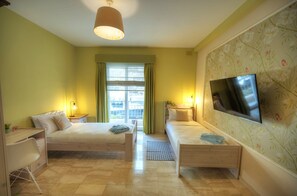3 bedrooms, iron/ironing board, free WiFi, bed sheets