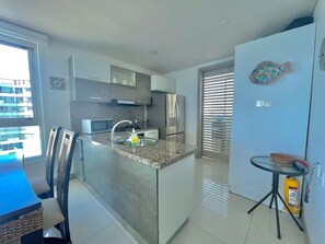 Fridge, microwave, oven, dishwasher - LA Mejor Vista DE Todas, EN LA Mejor Ciudad- Apartamento Exclusivo (Cartagena)