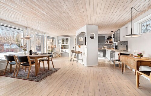 Stunning home in Vejby with WiFi