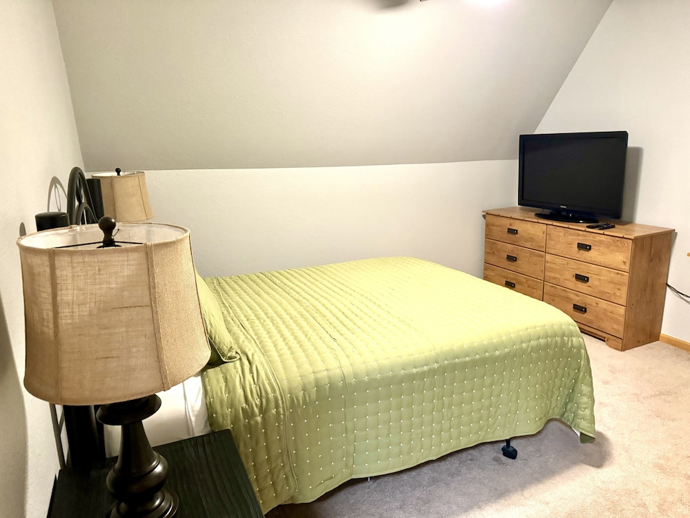 The Townhouse Lewistown Vrbo