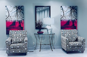 Lobby sitting area - Indy Hotel (Indianapolis)