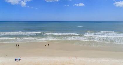DIRECT OCEANFRONT - TOP TWO FLOORS - LUXURY TOWNHOUSE - THE PELICAN