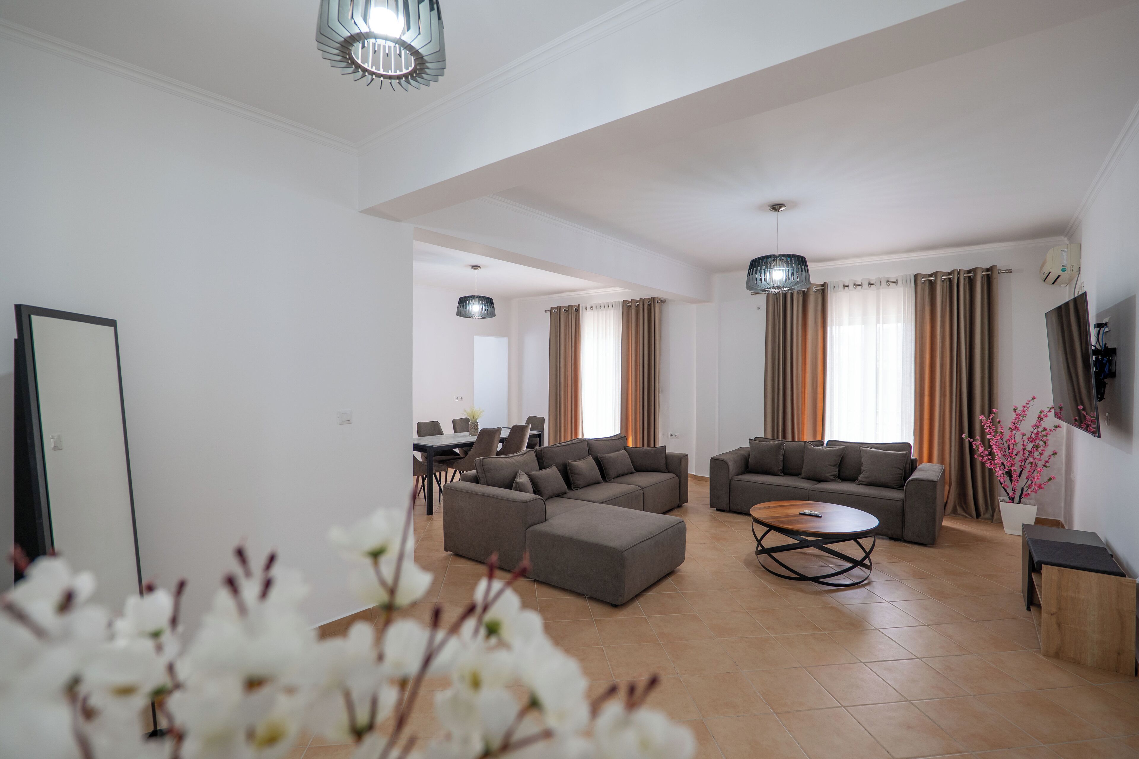 Familiesuite | Oppholdsområde | LED-TV