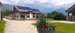 Property grounds - LA Source - Villard D'hery (VILLARD D'HERY)