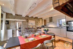 Dining - La Petite Salmonais - SAINT MALO (SAINT MALO)