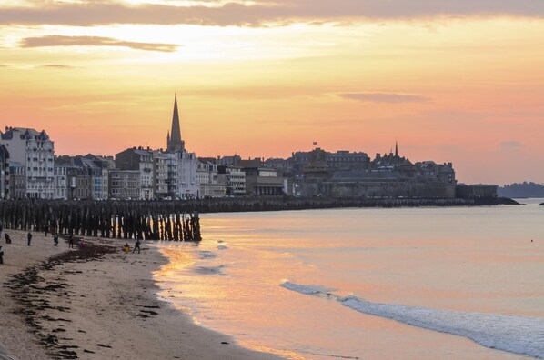 Strand