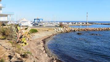 Playa en los alrededores
