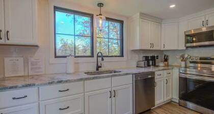 Relaxing Coastal Escape Near Beaches with Hot Tub