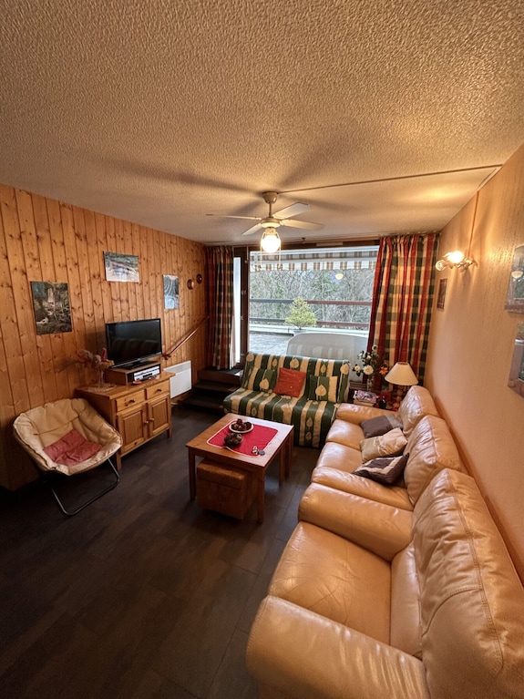Appartement Späcieux Au Pied Du Chateau De Murol - Saint-Nectaire