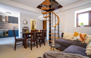 Smart TV - Lovely home in Podgradina with WiFi (Podgradina)