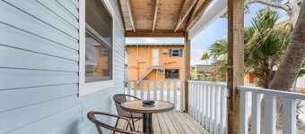 Cozy Cottage 1030 Cabana Azul| Steps to Beach & Local Hotspots