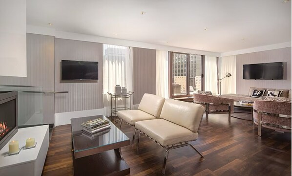 Fernseher, Videothek, Computerbildschirme, Drucker