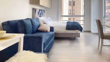 Apartamento | Área de estar | TV de tela plana