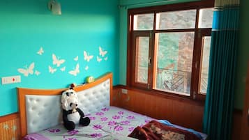 3 bedrooms, bed sheets