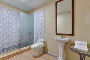 Standard Single Room | Bathroom