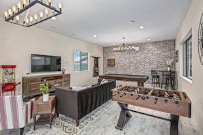 Spielezimmer