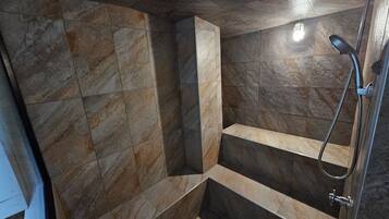 Nhà tắm kiểu Thổ