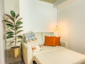 Living area - B 48 Living by B Rent (Medellín)