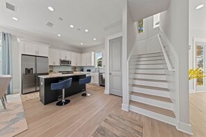 Fridge, microwave, oven, stovetop - Amazing house for family or friends vacation!  (Panama City Beach)