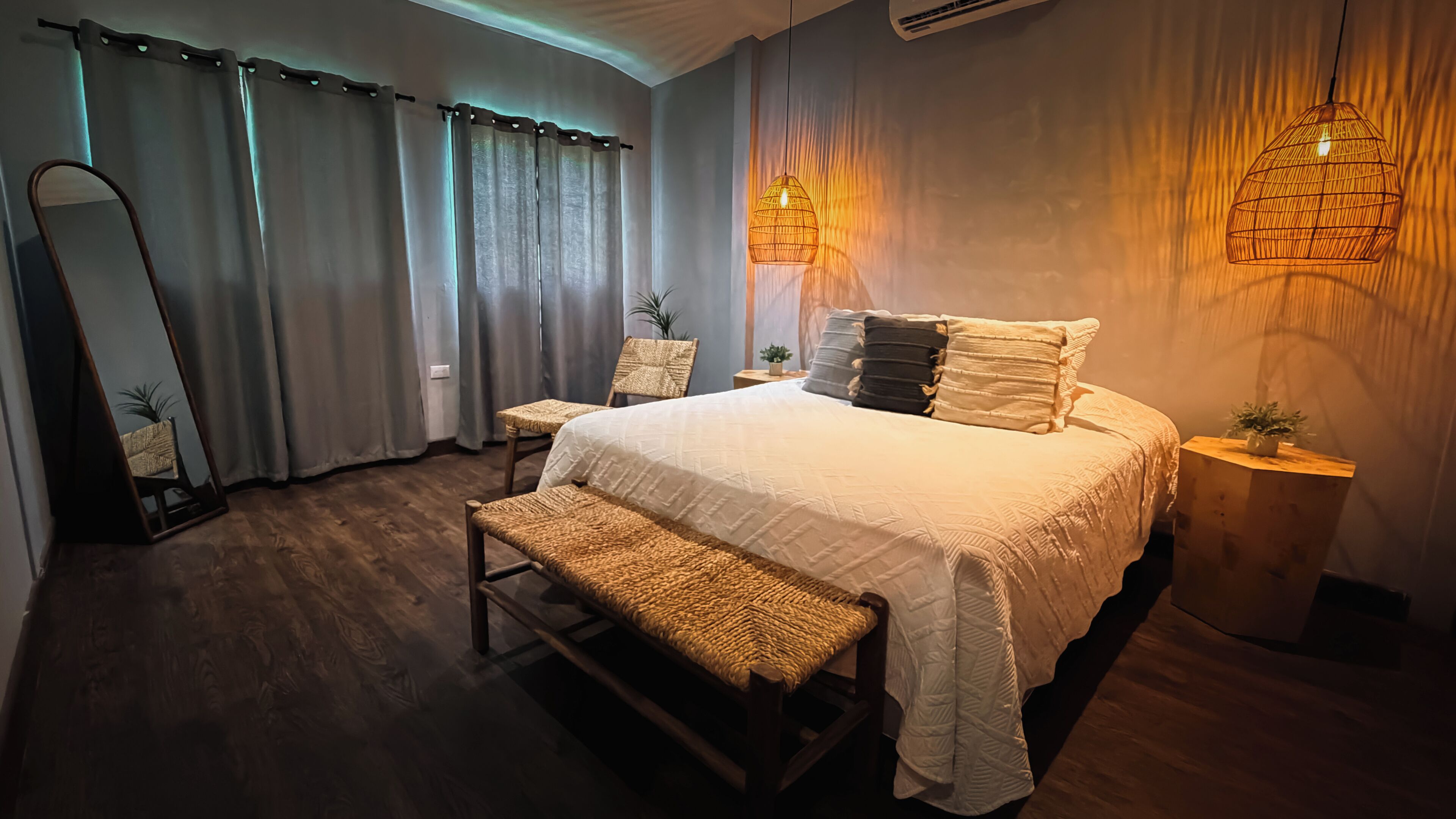 Deluxe Apartment, 2 Bedrooms, Sea View, Tower | Down comforters, iron/ironing board (on request), cribs (free)
