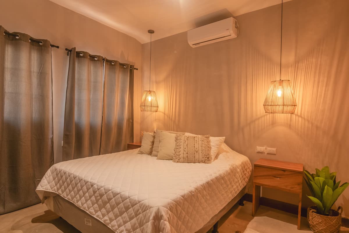 Deluxe Apartment, 2 Bedrooms, Ocean View