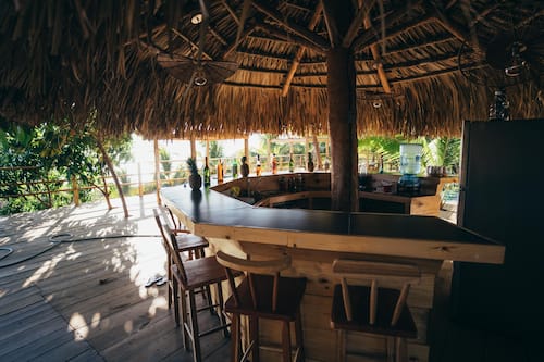 Poolside bar