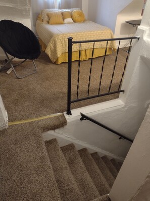 1 dormitorio, tabla de planchar con plancha, wifi gratis y ropa de cama