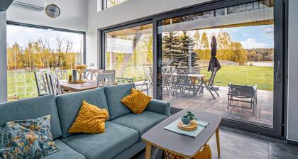 Amazing home in Ryn with sauna