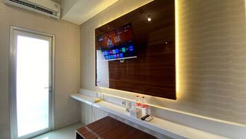 Basic Double Room | Desk, free WiFi