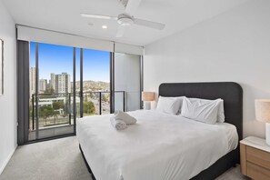 2 Schlafzimmer, Bügeleisen/Bügelbrett, kostenloses WLAN, Bettwäsche